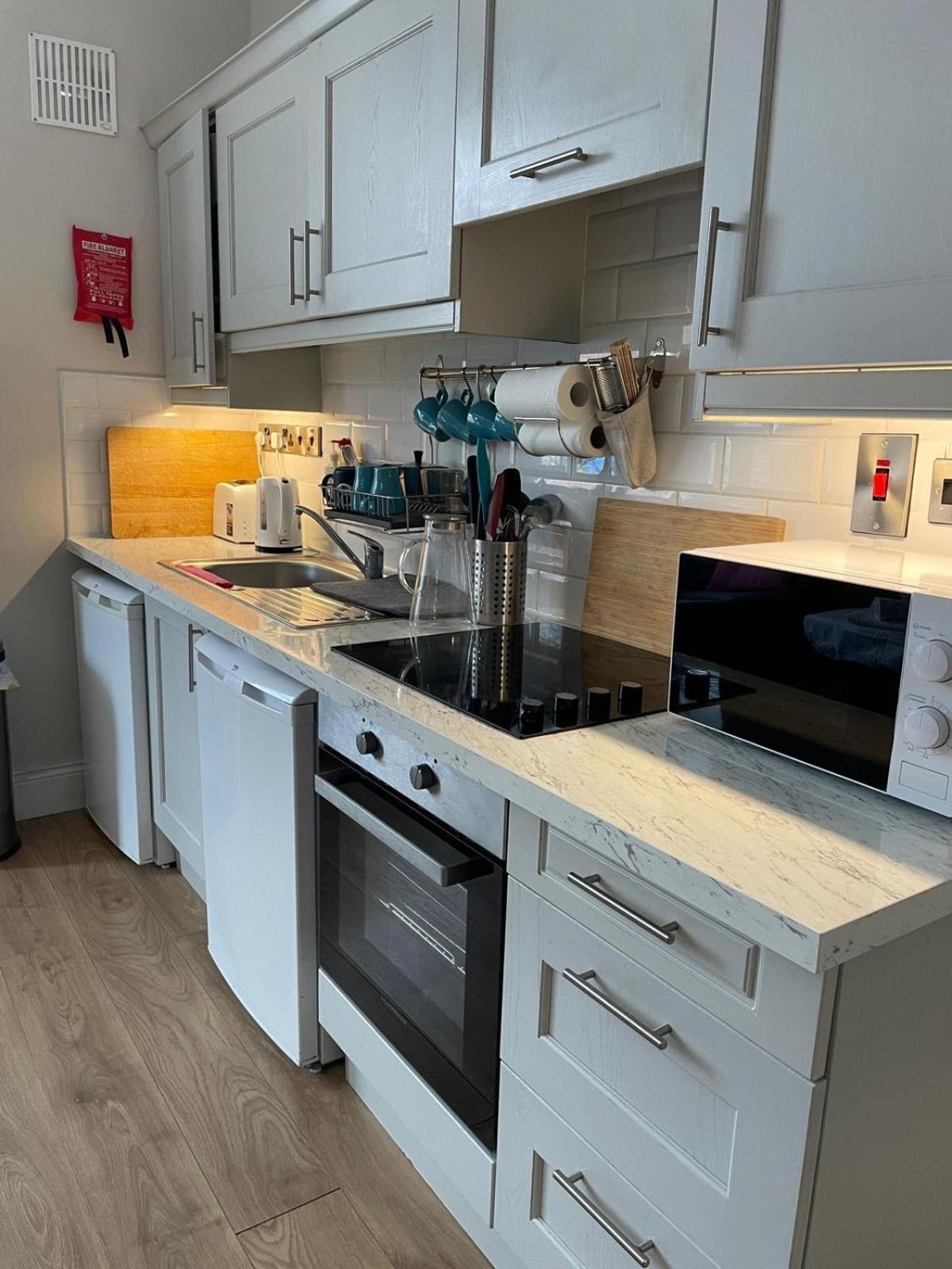 Superb Location 3 Min To Rds, Aviva, D4 2 Bed Apartment Dublin