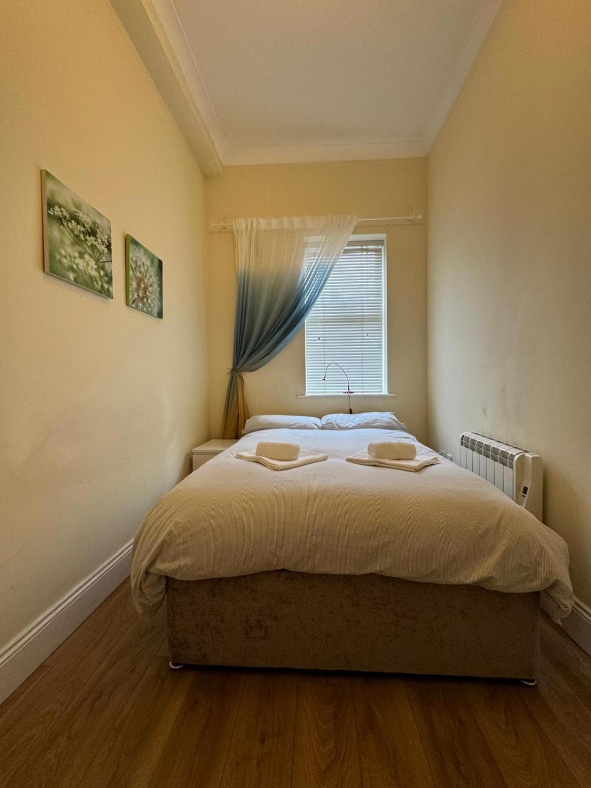 Superb Location 3 Min To Rds, Aviva, D4 2 Bed * Dublin